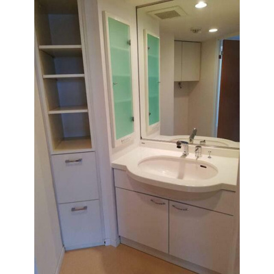 【独立洗面台】 | パテラスクエア荻窪 | 嬉しい独立洗面台付き。