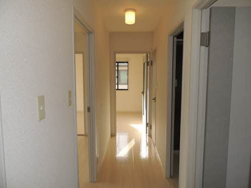 カーサ焼山中央B棟の内装