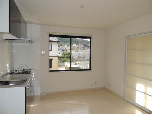 カーサ焼山中央B棟のキッチン