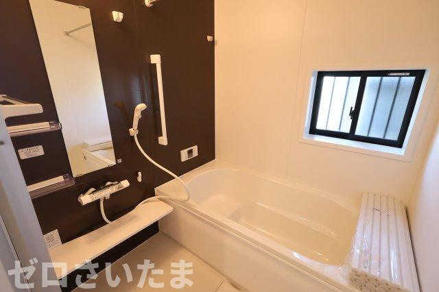 《仲介手数料無料》岩槻区大字平林寺1524新築一戸建てハートフルタウンの浴室