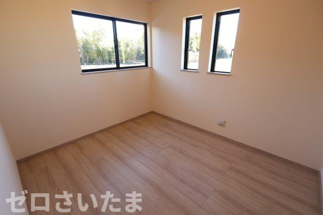 《仲介手数料無料》岩槻区大字平林寺1524新築一戸建てハートフルタウンの洋室