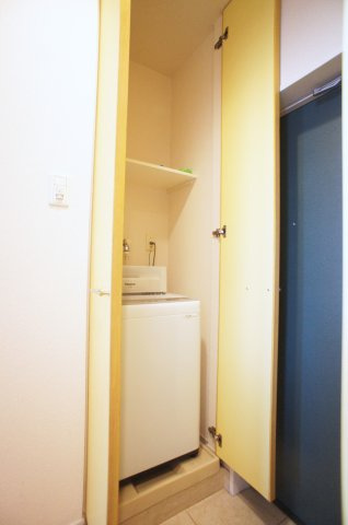 スカイコート浜松町壱番館の設備|洗濯機置場