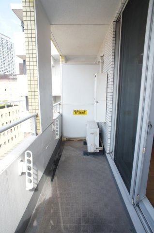 スカイコート浜松町壱番館のバルコニー