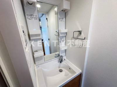 【洗面所】 | ルフレ プレミアム横浜リーヴァ | コンパクトで使いやすい洗面所