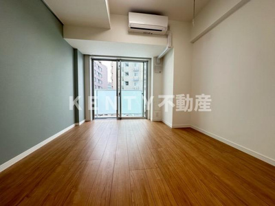 【居間・リビング】 | ルフレ プレミアム横浜リーヴァ | 居間です