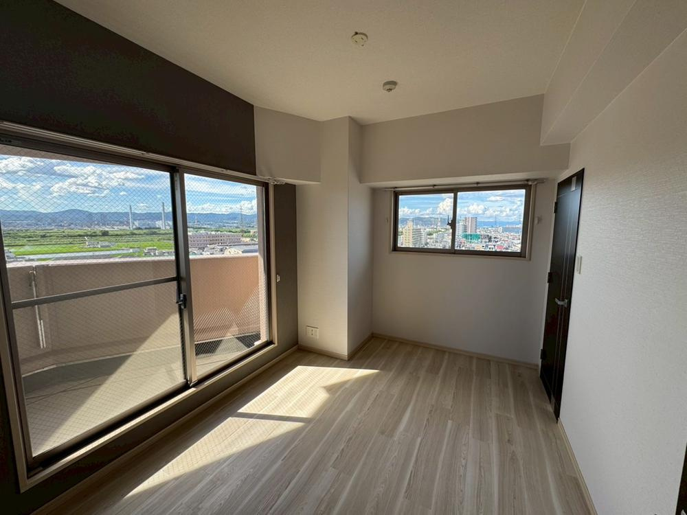 エステムコート御殿山シティライフの洋室|洋室6.0帖　陽当たり良好
■物件内覧・資金計画相談・住宅ローン相談、リフォーム相談、お問合せ受付中■
※当日・翌日のご内覧、ご相談はお電話でのお問合せがスムーズです！