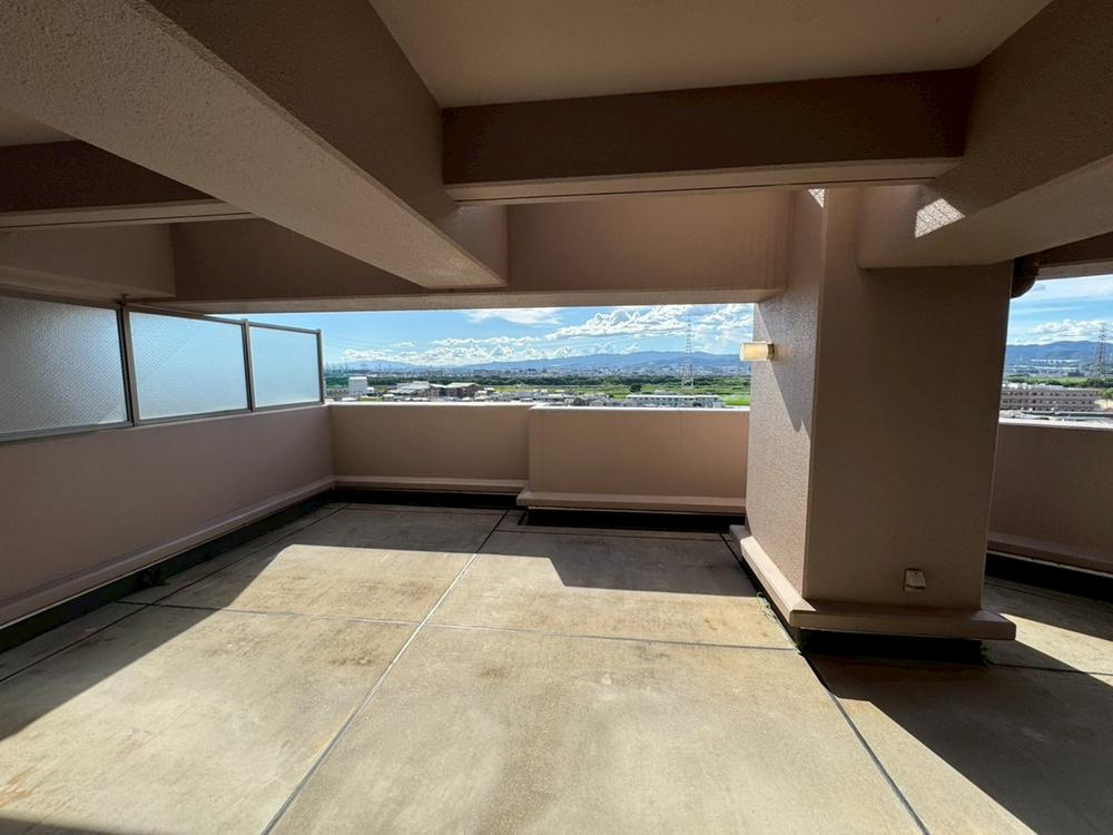 エステムコート御殿山シティライフのバルコニー|■物件内覧・資金計画相談・住宅ローン相談、リフォーム相談、お問合せ受付中■
※当日・翌日のご内覧、ご相談はお電話でのお問合せがスムーズです！