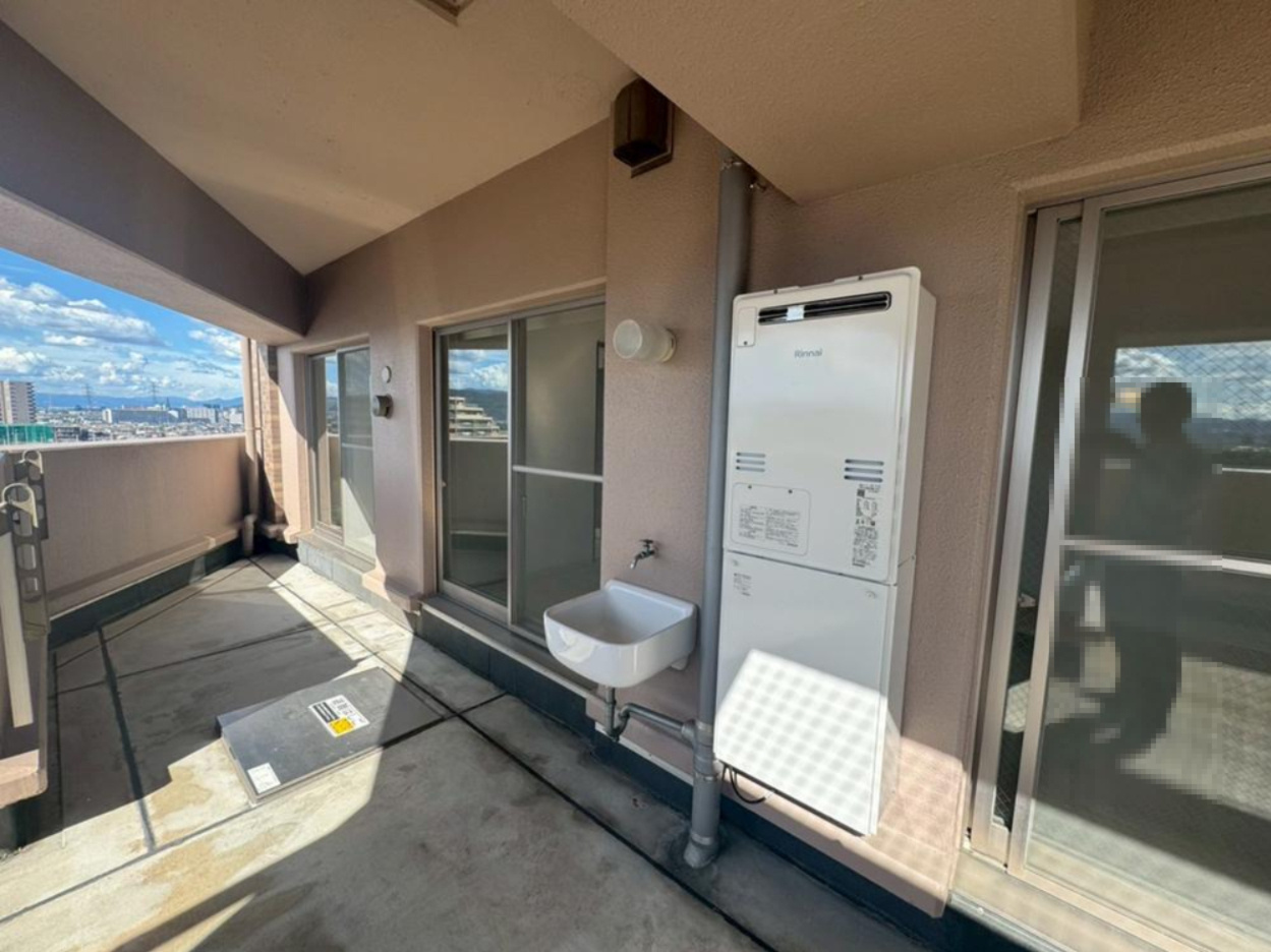 エステムコート御殿山シティライフの設備|バルコニー水栓
■物件内覧・資金計画相談・住宅ローン相談、リフォーム相談、お問合せ受付中■
※当日・翌日のご内覧、ご相談はお電話でのお問合せがスムーズです！