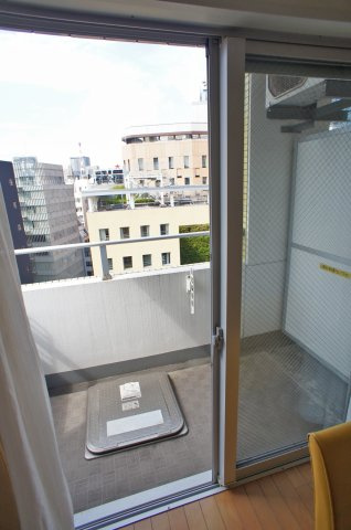 スカイコート浜松町壱番館のバルコニー