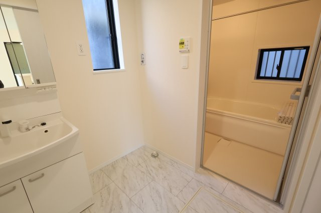 《仲介手数料無料》岩槻区大字平林寺1524新築一戸建てハートフルタウンのランドリースペース