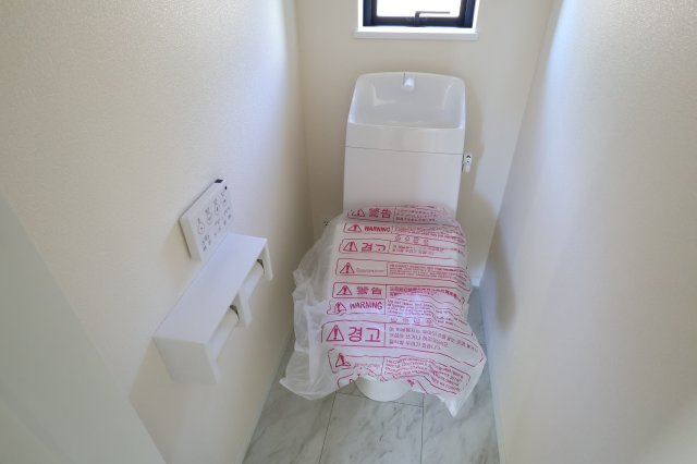 《仲介手数料無料》岩槻区大字平林寺1524新築一戸建てハートフルタウンのトイレ
