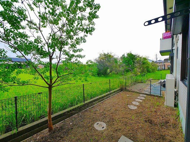 サニーコートＡ・Ｂ（四条大路）のバルコニー