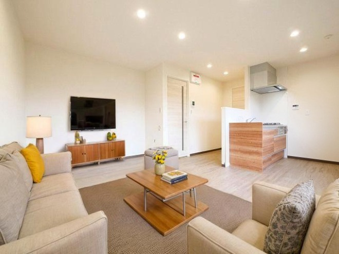 サニーコートＡ・Ｂ（四条大路）の居間・リビング|CGで家具等を配置したもので家具等は含まれません