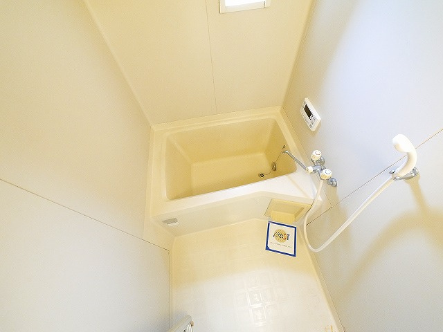 サニーコートＡ・Ｂ（四条大路）の浴室