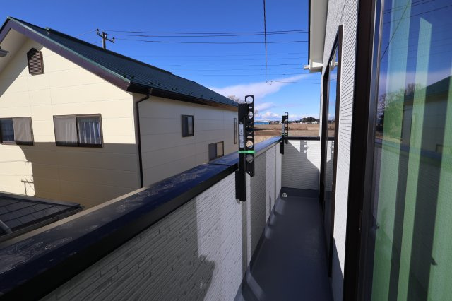 《仲介手数料無料》岩槻区大字平林寺1524新築一戸建てハートフルタウンのバルコニー