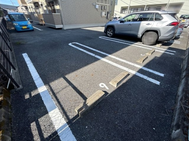 パンテオンＫの駐車場