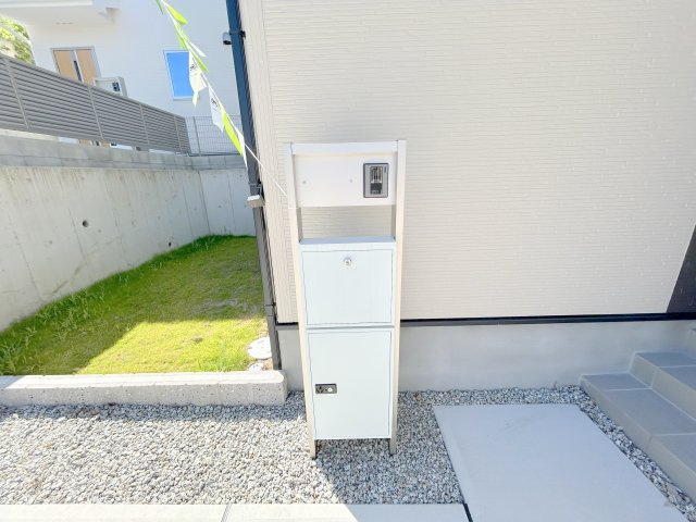 生駒市仲之町　第1期　1号棟のバルコニー