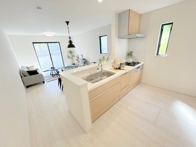 生駒市仲之町　第1期　1号棟のキッチン