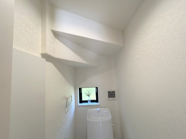 生駒市仲之町　第1期　1号棟のトイレ