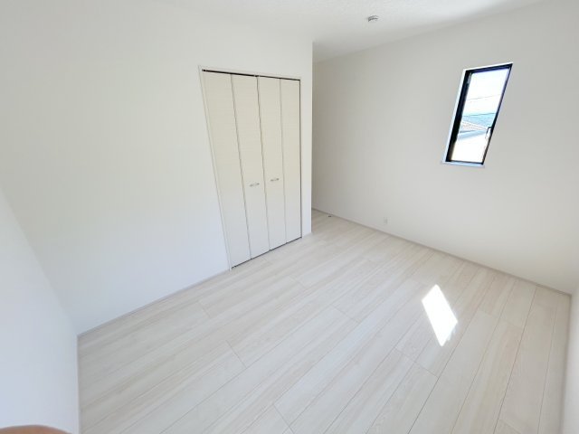 生駒市仲之町　第1期　1号棟の居間・リビング