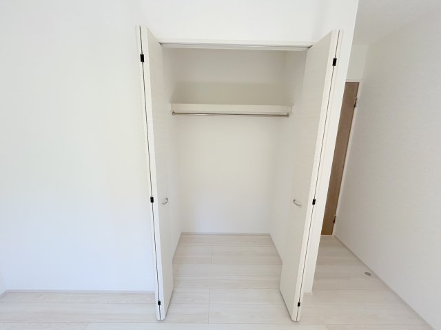 生駒市仲之町　第1期　1号棟の収納