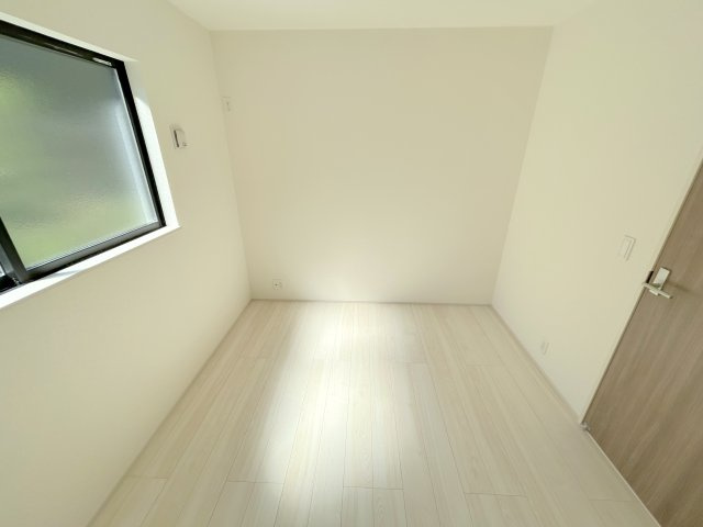 生駒市仲之町　第1期　1号棟の居間・リビング