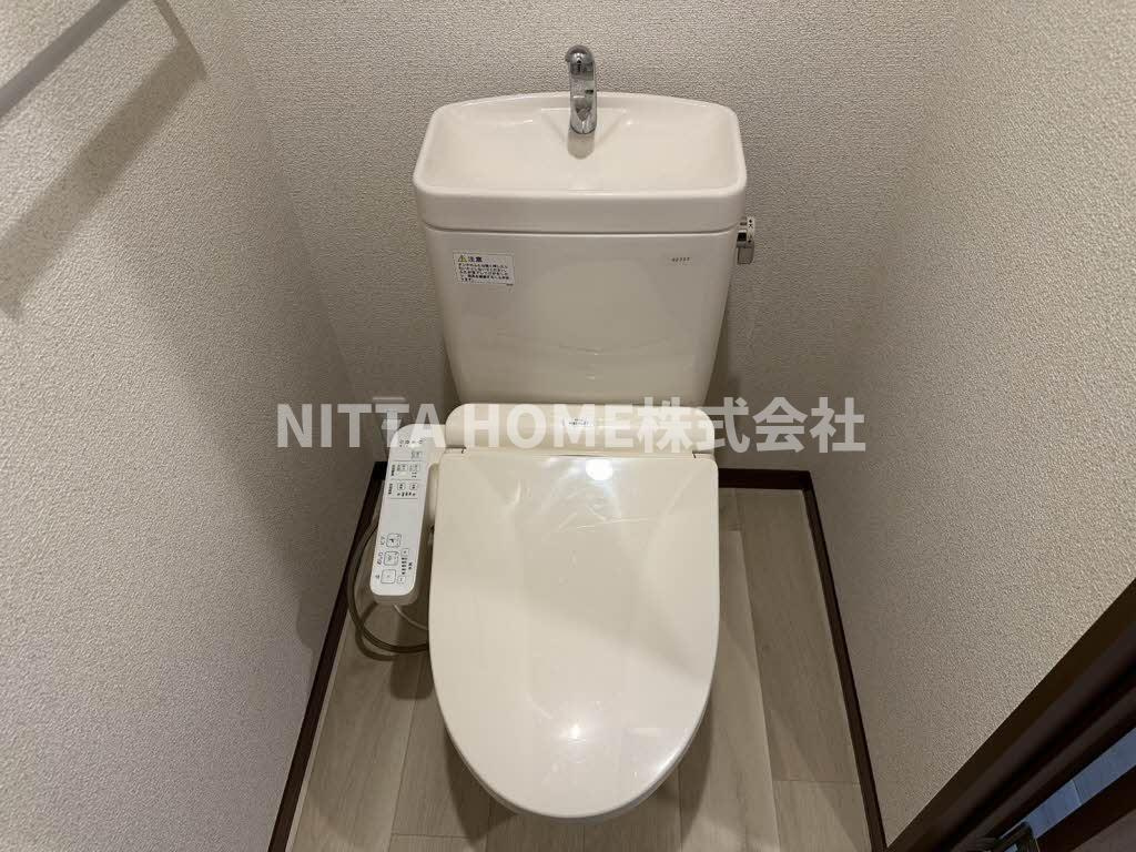 スュッドコリーヌＡ・Ｂのトイレ|暖房洗浄便座付きのトイレです＊