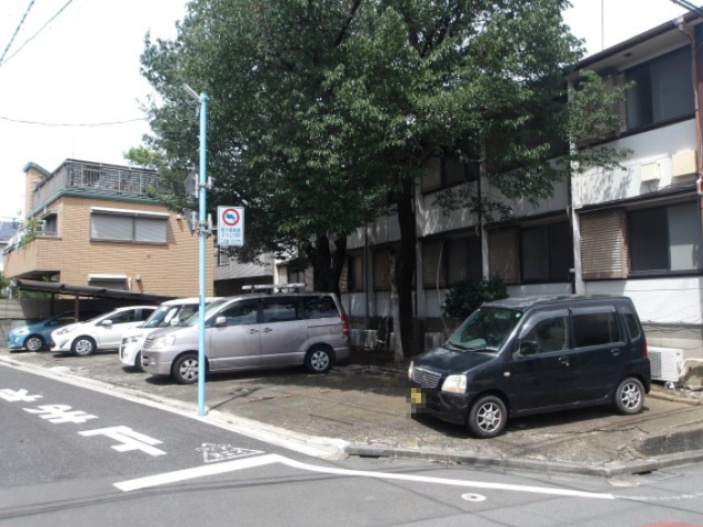 ヒルトップ善福寺駐車場の駐車場