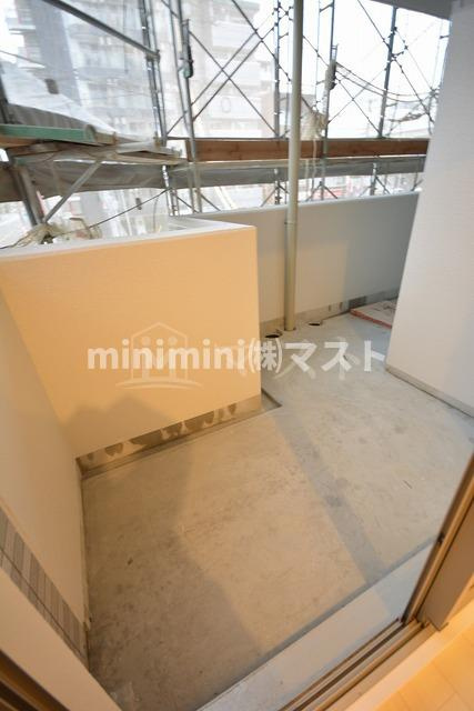 エスリード難波ザ・メゾンのバルコニー