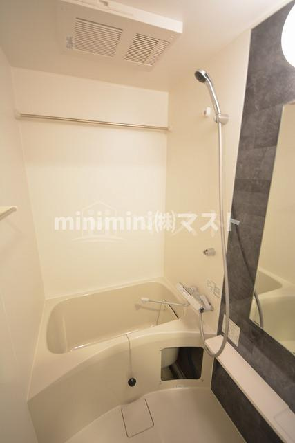 エスリード難波ザ・メゾンの浴室