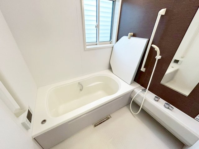 園部町小山西町滝谷の浴室