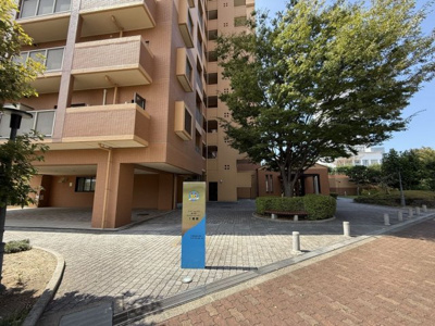  | ファミールハイツ泉大津セントハーバーシティ一番館 | 共用部エントランス外側です。