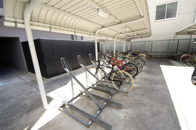 【駐車場】 | アドバンス新大阪Ⅵビオラ　