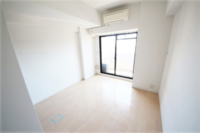 【洋室】 | アドバンス新大阪Ⅵビオラ　