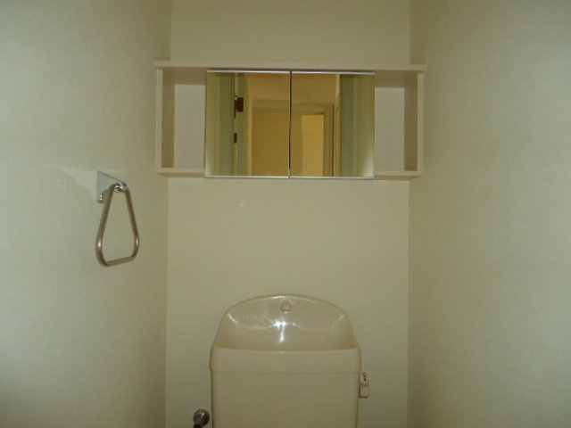 オンテールの収納|トイレ収納棚