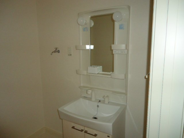 オンテールの洗面所|洗髪洗面化粧台