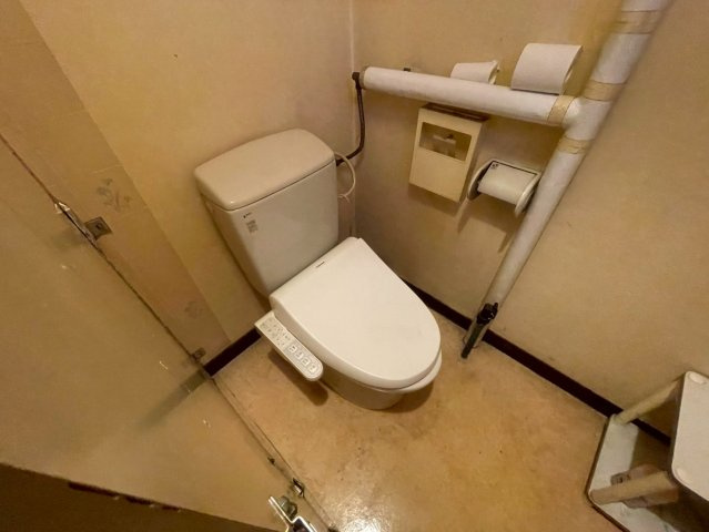 新栄町20-9店舗のトイレ