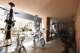 リスレーヌ蔵前のロビー