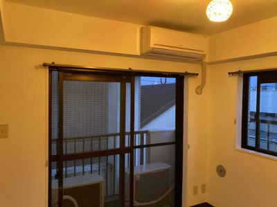 【居間・リビング】 | バームコート高円寺 | 明るい洋室！