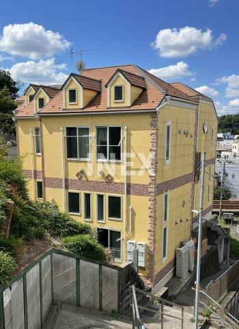横浜市南区六ツ川１丁目のアパートの外観