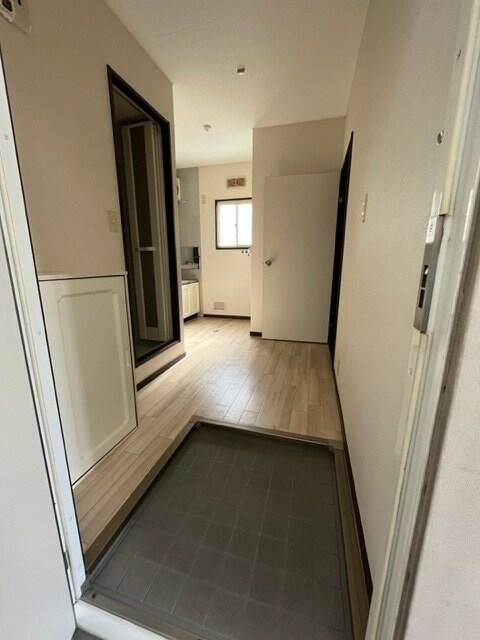 カーサ榊原の玄関