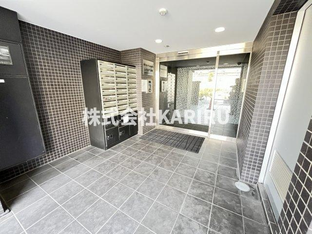 レクシア京橋のエントランス