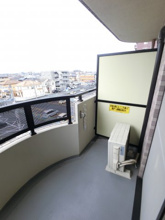 【バルコニー】