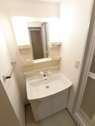 【独立洗面台】