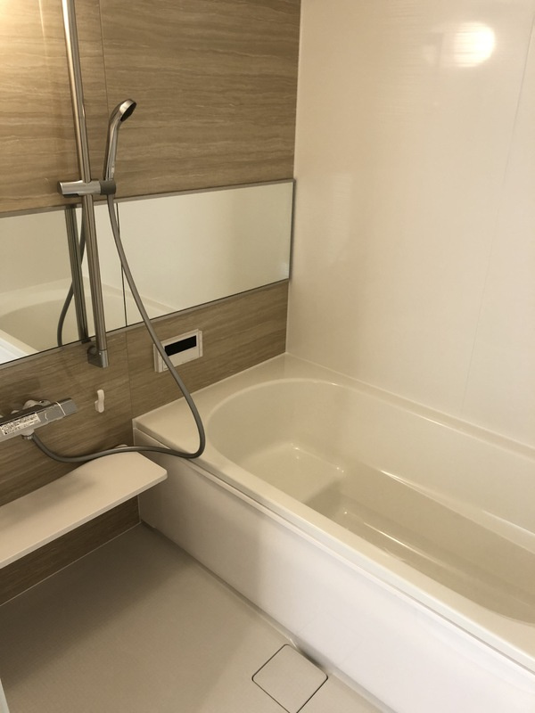 Present Well D-roomの浴室