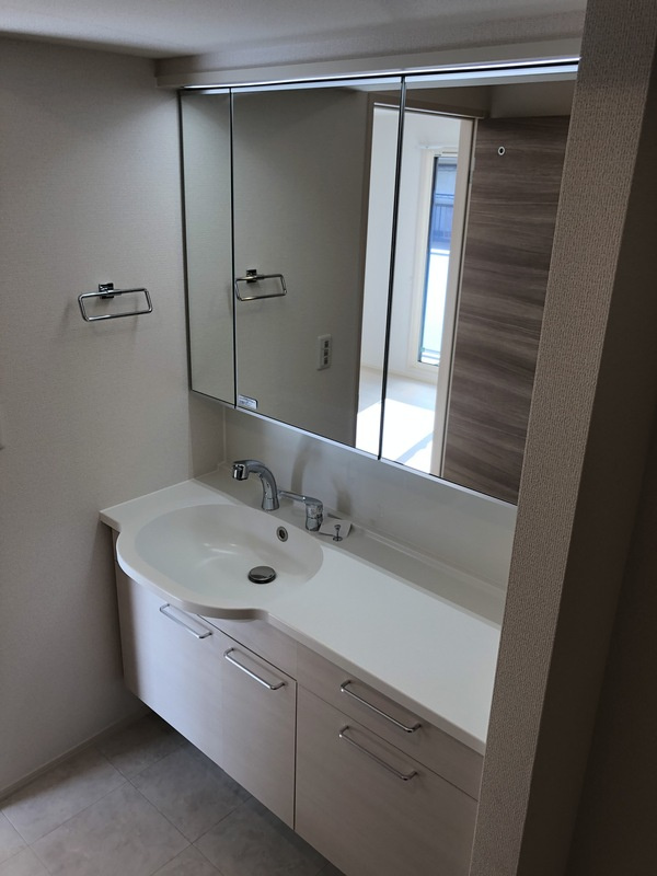 Present Well D-roomの洗面所