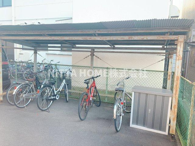 グリーンパーク土師のその他共用部分|屋根付きの駐輪場も無料で使用ＯＫ◆