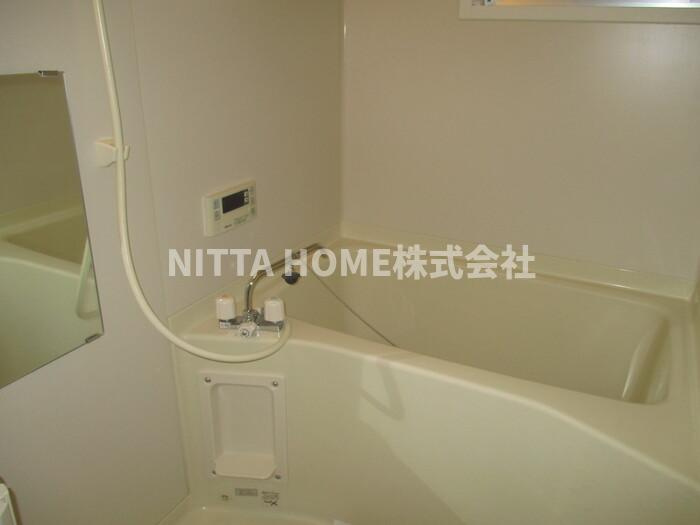 グリーンパーク土師の浴室|お風呂には追炊き機能を完備◎