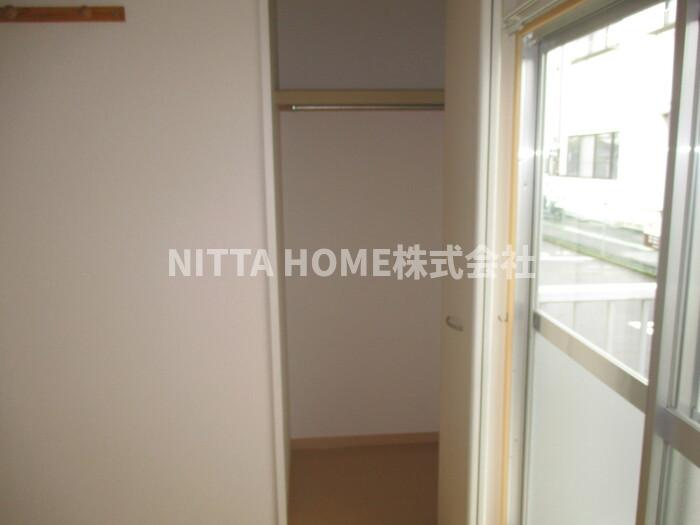 グリーンパーク土師の収納|クローゼットも完備しています(^^)/