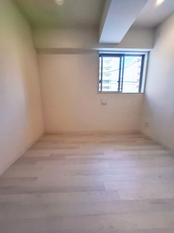 GROOVE上甲子園レジデンスの寝室|洋室4.57帖